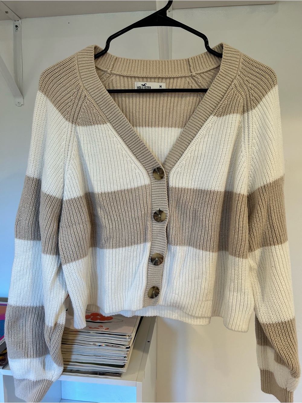 Hollister Slouchy Crop Cardigan